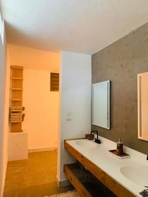 Private Rooms In Duplex Home W 4 Baths Fq Beds 1-3Ppl San Juan